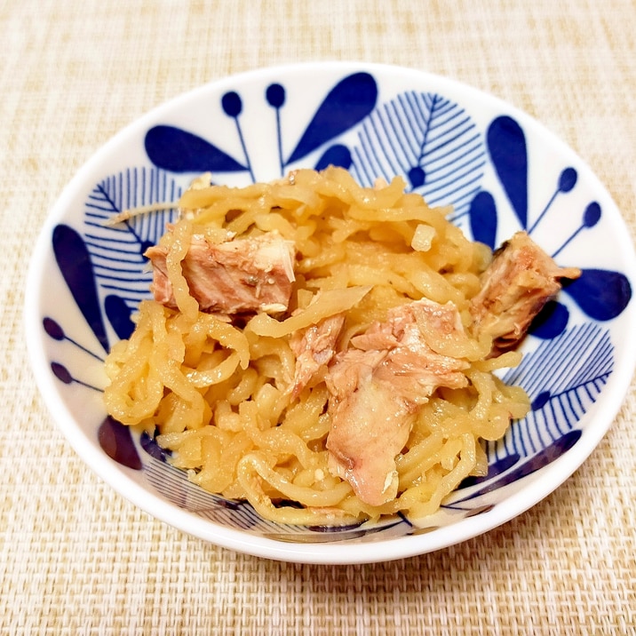 切干大根と鯖缶の煮物